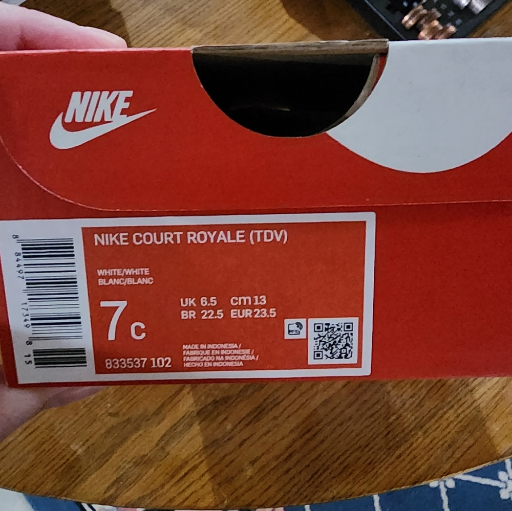 New in box toddler nikes